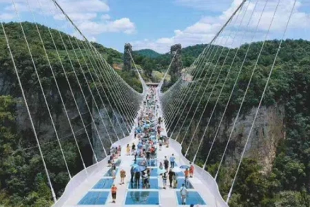 张家界旅游攻略，青山白云，喜欢自然风光的游客有福了-张家界的山水