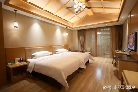 2022张家界小众旅游景点吃住玩全攻略，让你避开人潮，安逸度假-打卡张家界,美景不胜数