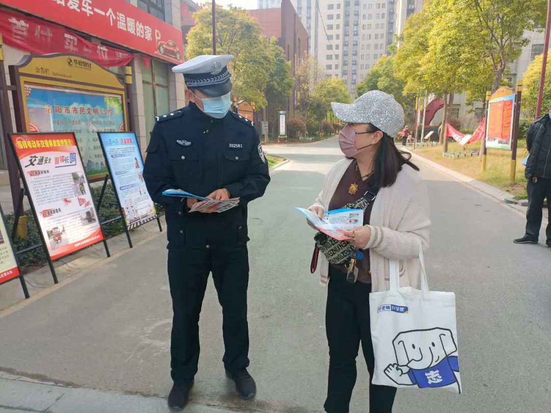以案说法！偃师交警强化电动三四轮车交通安全宣传-偃师交警队队长简介