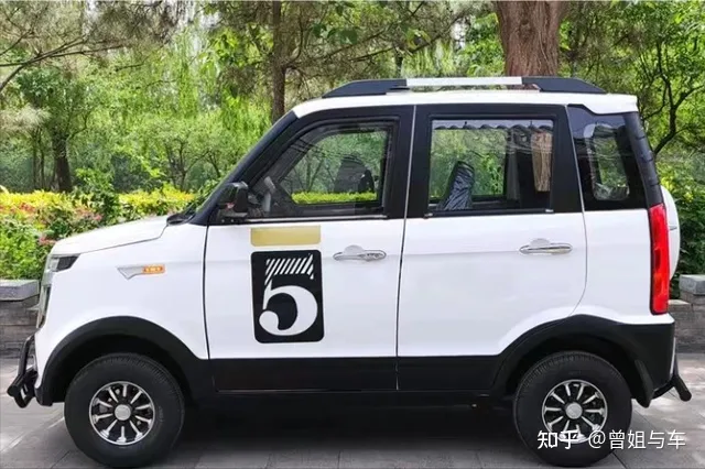 2款四轮老年代步车，可载5人，油电两用、冷暖空调，适合老人驾驶-老年代步车四轮四座价格