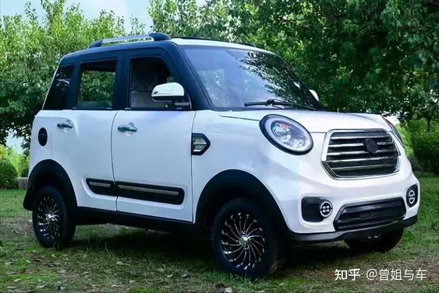 2款四轮老年代步车，可载5人，油电两用、冷暖空调，适合老人驾驶-老年代步车四轮四座价格