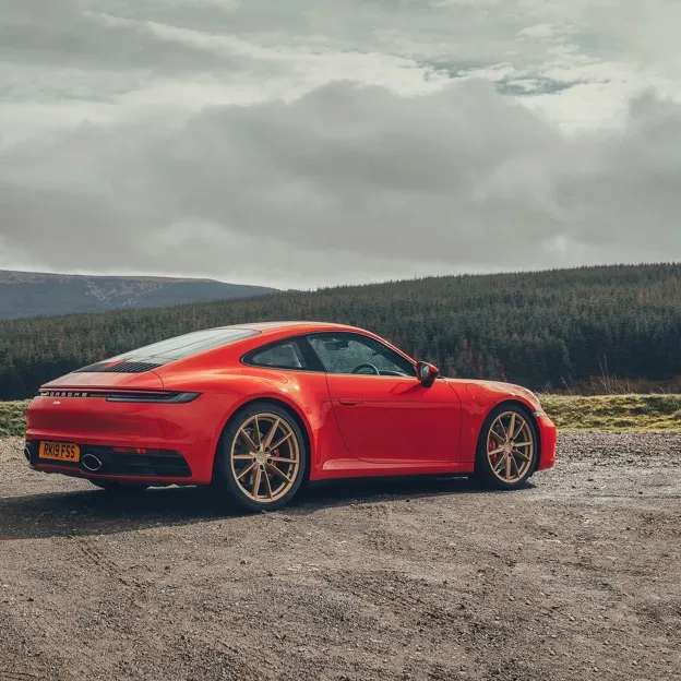 旗舰重生——全新保时捷911（992）选购选配指南（保时捷911 992多少钱）