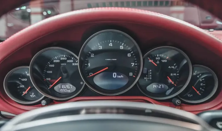 老老老款的911（997.2），还能值多少钱？（二手的911大概多少钱）