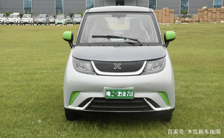 2款低速电动车来了，遮风挡雨，适合接娃和代步，8000元起-新款低速电动车