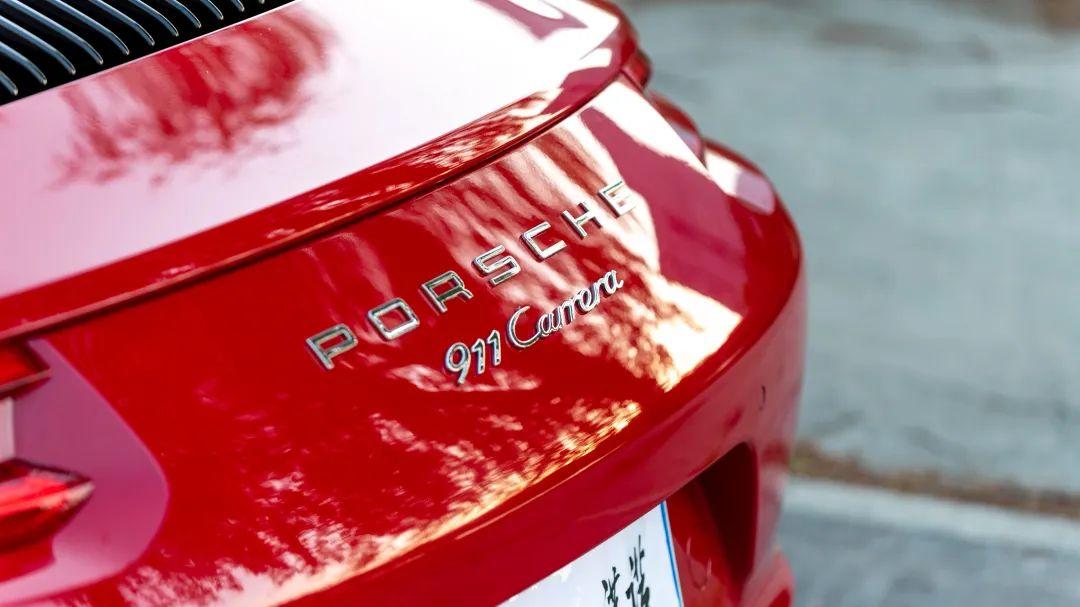 从保时捷Cayman到911敞篷，这可能是“接二连三”最具实力的诠释（保时捷敞篷跑车911多少钱）