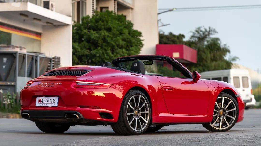 从保时捷Cayman到911敞篷，这可能是“接二连三”最具实力的诠释（保时捷敞篷跑车911多少钱）