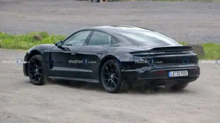 有望2023年年底首发 新款保时捷Taycan谍照曝光（2023款）