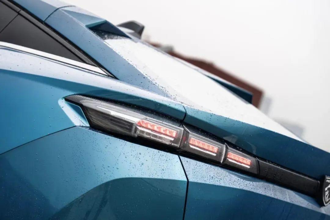 轴距2787mm，溜背造型太拉风，又一合资车将国产，目测要火！（合资溜背轿车）