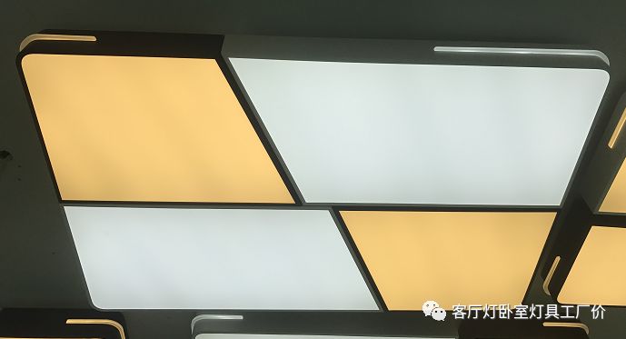 把握好客厅灯卧室灯挑选的3大方向4小细节，让您的整个家装很出挑！-客厅卧室灯怎么选