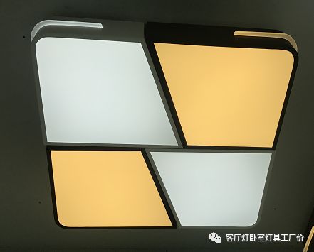 把握好客厅灯卧室灯挑选的3大方向4小细节，让您的整个家装很出挑！-客厅卧室灯怎么选