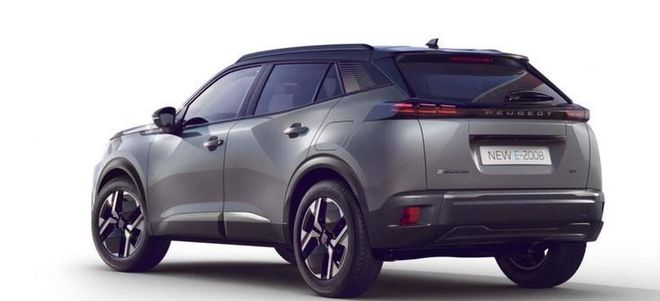 标致发布新2008官图：外观更凶，下半年国产，能否与国产车正面刚（标致2008车型扶手箱图片）