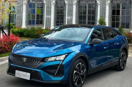 “新法式无界座驾”东风标致 408X标配爱信8AT 14.57万起售（东风标致408这车怎么样值得买吗）