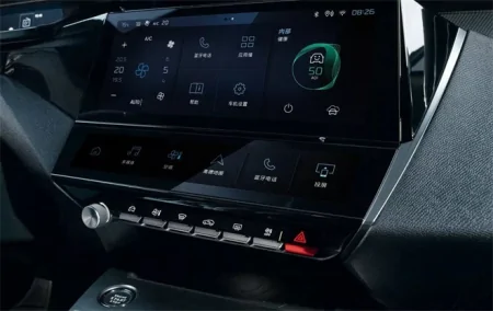 “新法式无界座驾”东风标致 408X标配爱信8AT 14.57万起售（东风标致408这车怎么样值得买吗）