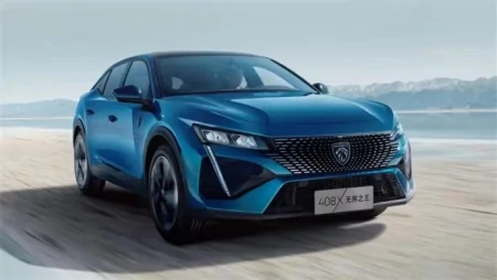 “新法式无界座驾”东风标致 408X标配爱信8AT 14.57万起售（东风标致408这车怎么样值得买吗）