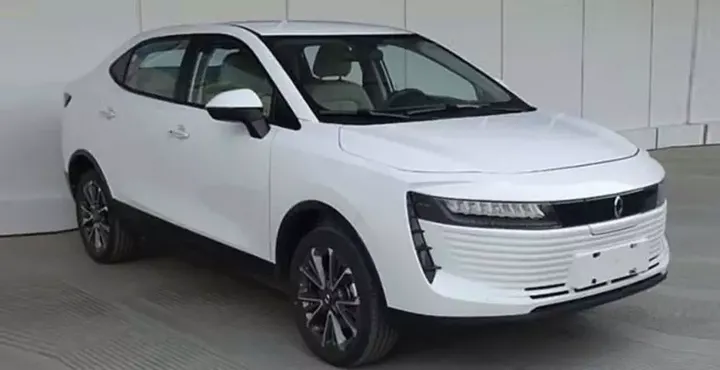 福特推4款新车，没了V6的牧马人还能叫牧马人吗？（福特猛禽 牧马人图片高清）