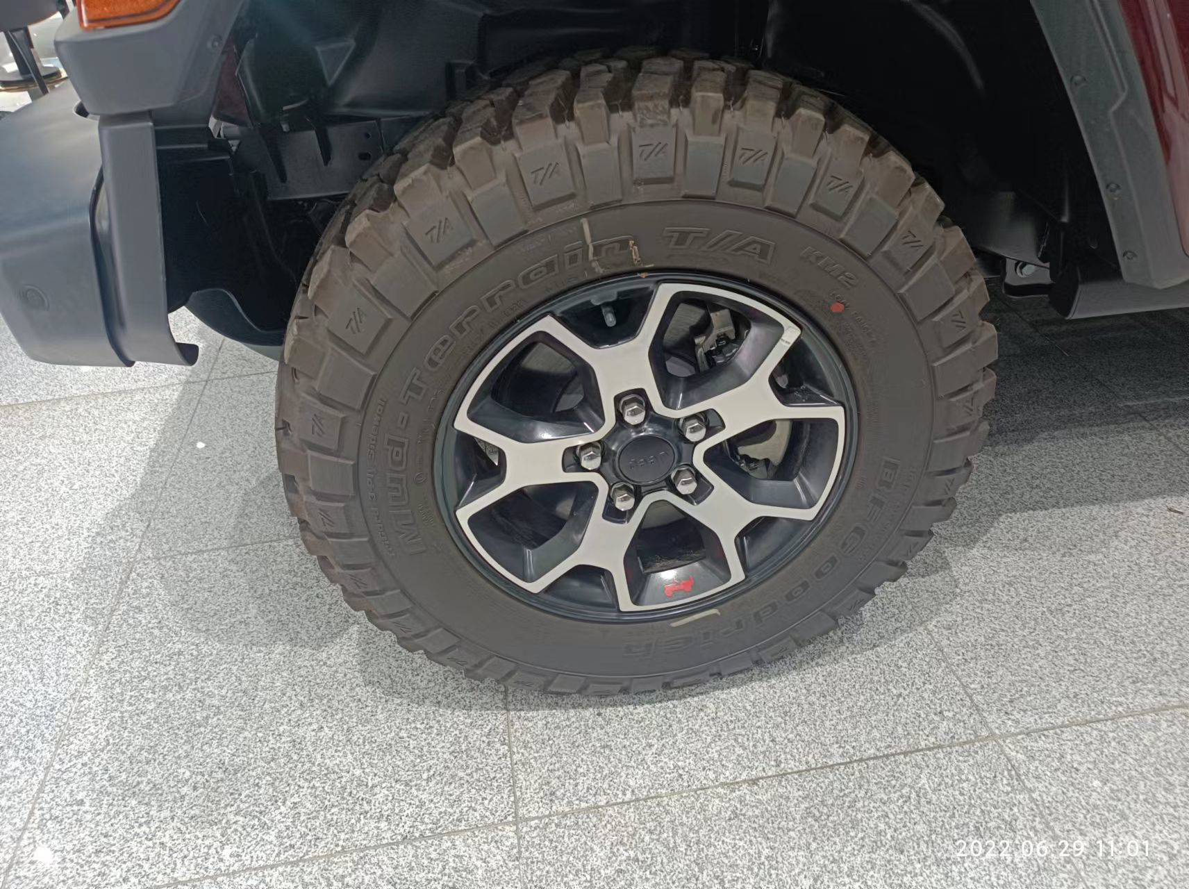 硬汉越野JEEP牧马人，天生就是为了对抗大自然的车型（jeep牧马人越野怎么样）