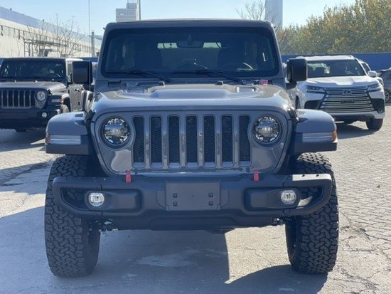 2023款吉普牧马人2.0T四门罗宾汉现车价（2023款吉普牧马人两门版评测）