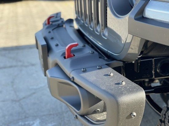 2023款吉普牧马人2.0T四门罗宾汉现车价（2023款吉普牧马人两门版评测）