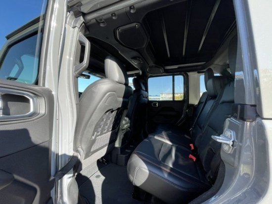 2023款吉普牧马人2.0T四门罗宾汉现车价（2023款吉普牧马人两门版评测）