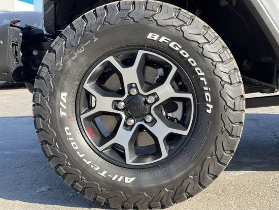 2023款吉普牧马人2.0T四门罗宾汉现车价（2023款吉普牧马人两门版评测）