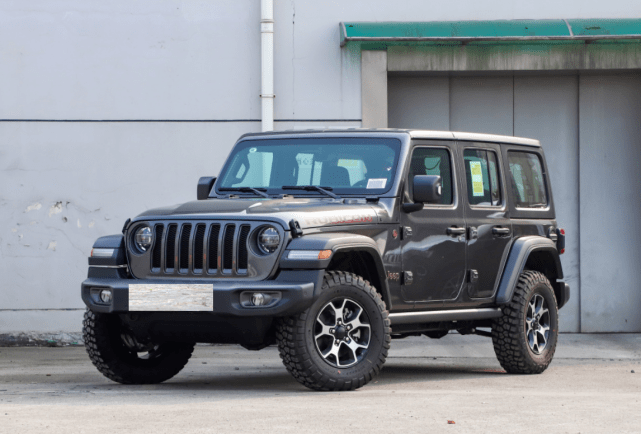 牧马人才是“越野王”，高1.84米，差速锁+四驱，关键整车纯进口（牧马人汽车越野车）