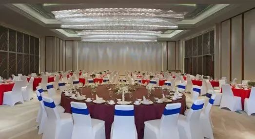 2018青岛星级酒店婚宴最新价格表，最贵8950一桌！-青岛各大酒店婚宴价格