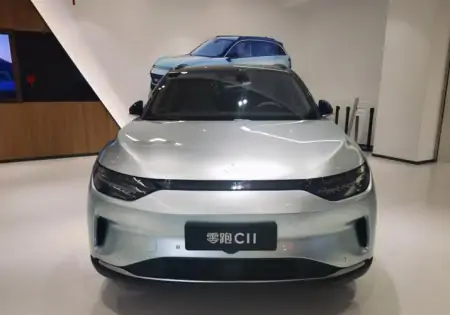 配272马力！综合续航900km！带你看2023款增程版零跑C11（零跑增程式电动车什么时候）