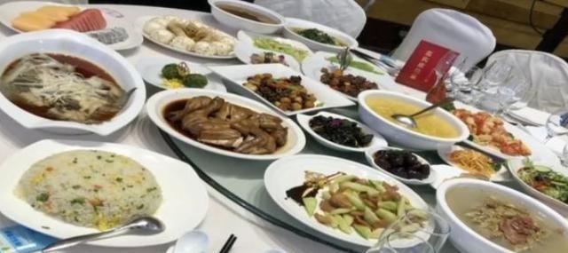 杭州一女子办婚宴，4500一桌却只有2000标准，原因令人愤怒-杭州结婚男方准备什么