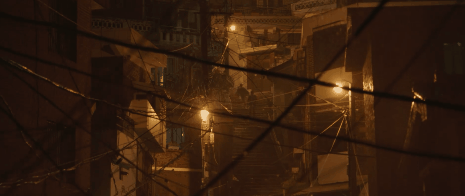 韩国首部戛纳金奖电影《寄生虫》：阶层固化可以打破么？-韩国电影寄生虫是灾难片吗