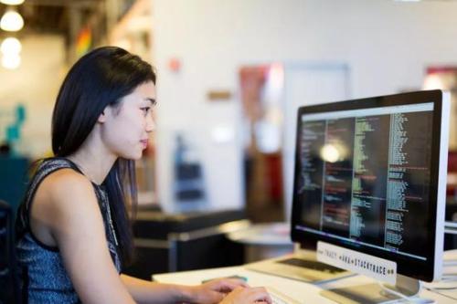 作为一名女生学习Java 后参加工作有什么优势？（女孩子学java好找工作吗）