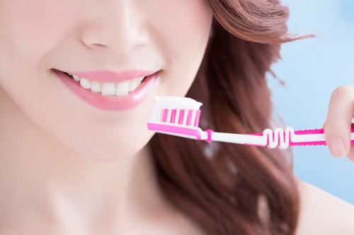 牙疼怎么止疼最快小妙招，亲测有效，不妨试试！-牙疼止疼的小妙招