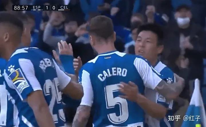 [足球新闻]武磊哭了，国足球迷哭了！88分钟绝杀，3次飞吻热泪盈眶3万人沸腾（媒体谈武磊国足地位）