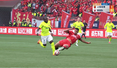武磊87分钟绝杀！中超刺激1战：海港2-0到3-2，国脚染红（武磊在上港）