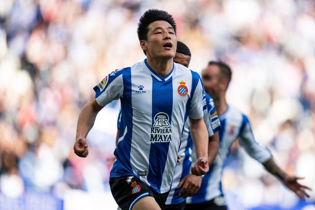 独家专访｜绝杀进球后，武磊说：我不甘心，绝不放弃留洋（武磊绝平）