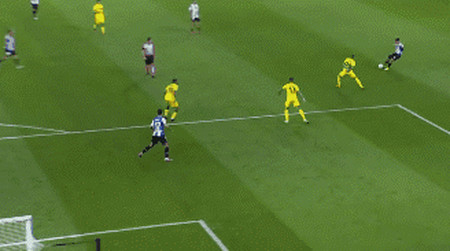 武磊第3次，进球后伤心！1个月内，先越位后手球，错失西甲绝杀（武磊进了几球）