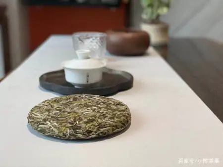 高档礼盒的老白茶，可以长期收藏吗？内行人直言，藏茶没这么简单-老白茶包装盒