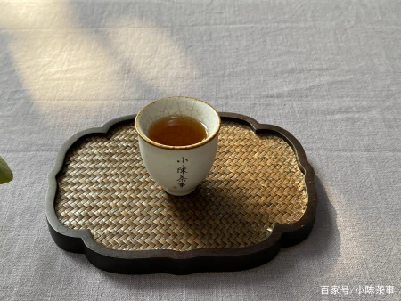 高档礼盒的老白茶，可以长期收藏吗？内行人直言，藏茶没这么简单-老白茶包装盒