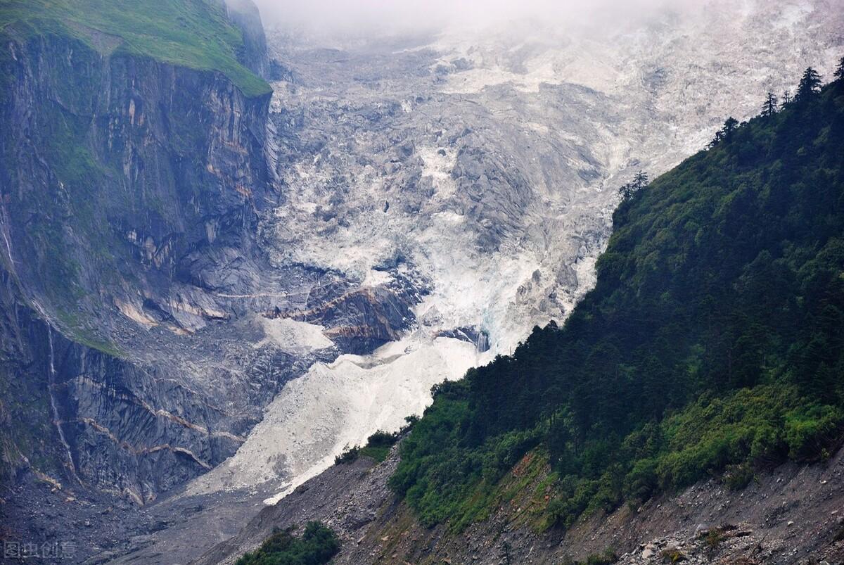 四川成都的神秘巨响跟泸定发生6.8级地震有关联？（四川成都地震2021）