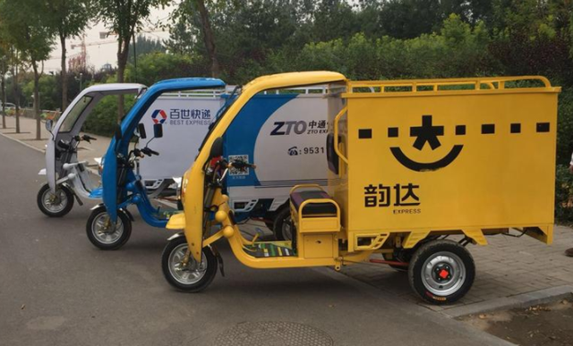 五菱又要推一款四轮电动小车？双门单座，还要什么电单车（五菱电动四座车价格）