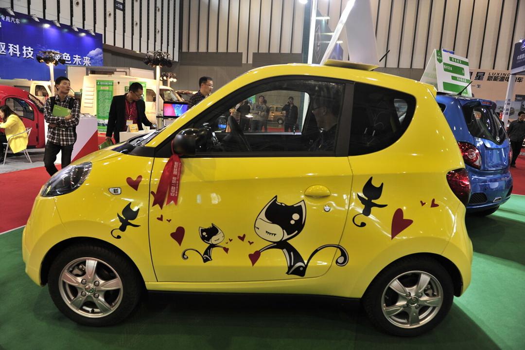 低速电动四轮车到底能不能买？怎么分辨质量优劣？老师傅告诉你（低速电动四轮车政策出台在何时）