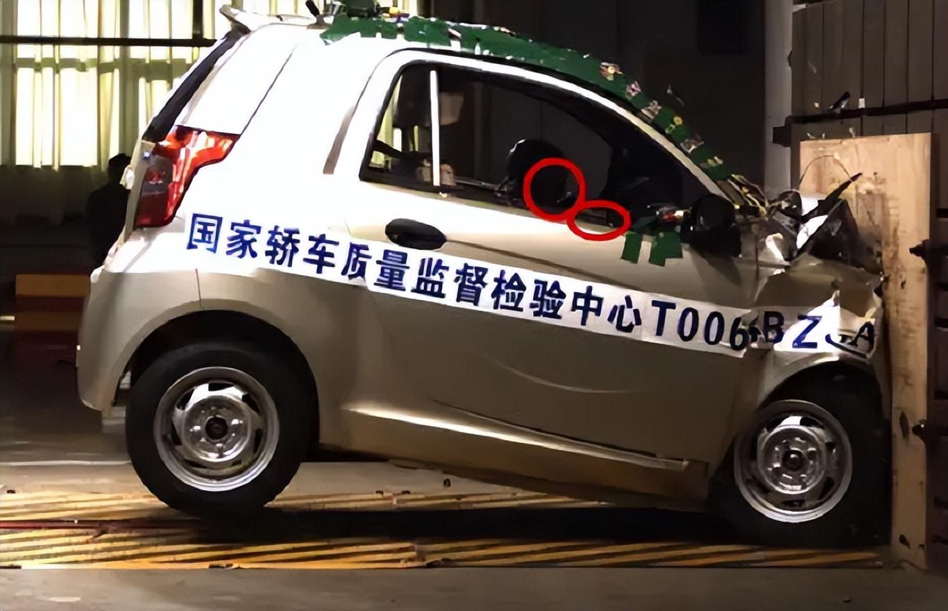 低速电动四轮车转正后，将有4个变化，事关用车便利性，你怎么看（低速四轮电瓶车）