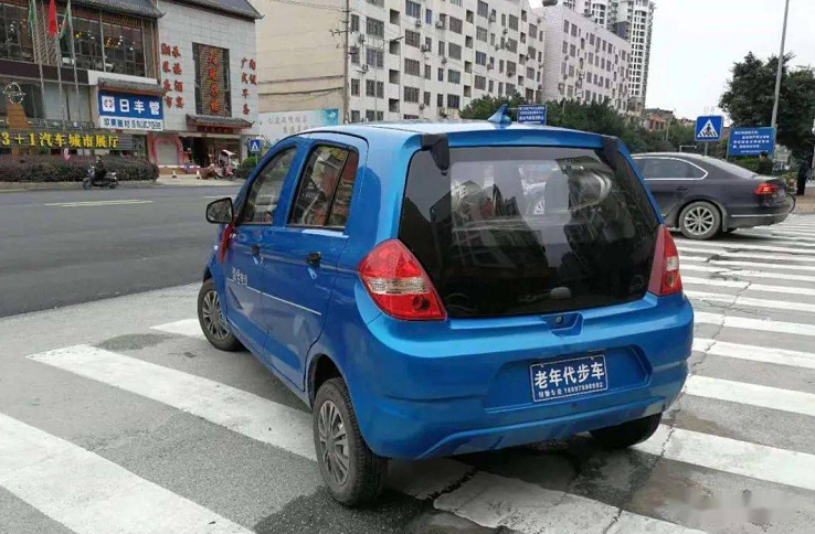 低速电动四轮车转正后，将有4个变化，事关用车便利性，你怎么看（低速四轮电瓶车）
