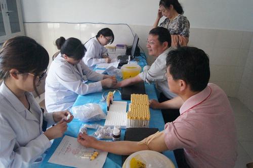 甘油三酯值在这2个数字之间不是高血脂，多吃3种食物能降脂调理-甘油三酯在什么指数范围内正常值