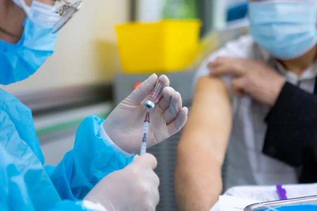 第二波疫情高峰六月来临，“二阳”不可避免？（二阳会传染吗）