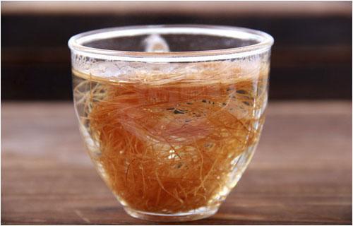 “玉米须”别乱丢，坚持用来泡水喝，轻松收获1大好处！-三种人不宜喝玉米须