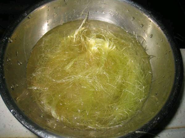 玉米须能治病？玉米须泡水带来4个养生功效，但2大禁忌需了解-玉米须泡水有什么疗效