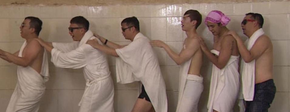 不做刀下八爪鱼！张雨绮首当其冲，愤怒全在令人胆寒的咔嚓声里！