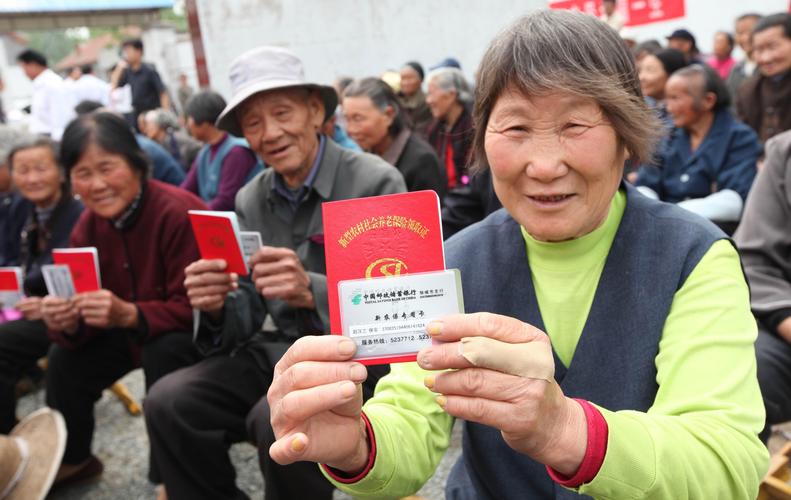 2023年养老金调整方案公布，5个细节引热议，对老百姓有何利弊？-养老金今年涨多少钱一个月