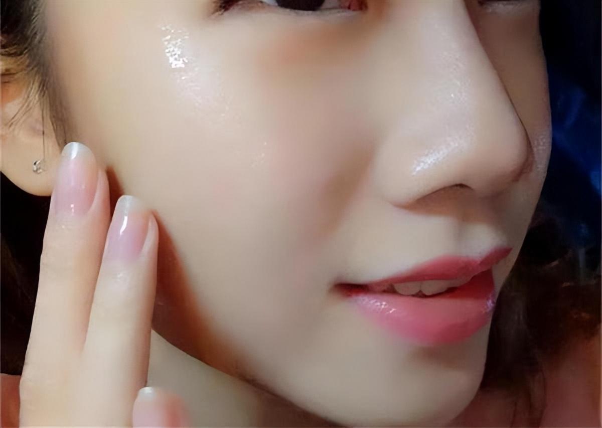 4款“抗老祖师爷”产品，娇兰、赫莲娜淡纹紧致，第4款空瓶最多（娇兰和赫莲娜面霜哪个好用）