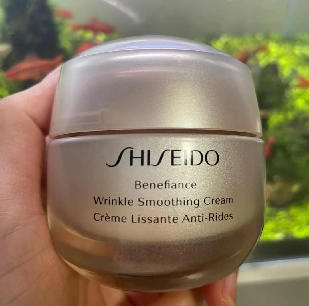 适合30+女人的“宝藏面霜”：资生堂滋润保湿，雅诗兰黛提拉紧致（资生堂面霜好用还是雅诗兰黛面霜好用）